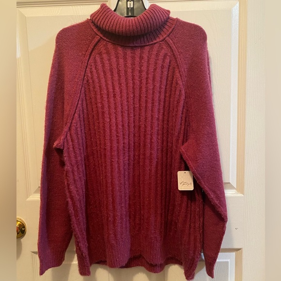 Free People Big City turtleneck NWT - Picture 12 of 12